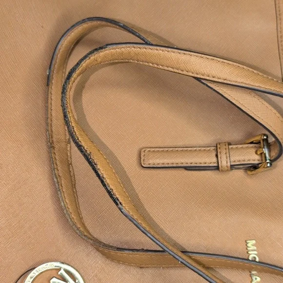 Michael Kors Textured Leather Beige Tote Shoulder Bag Great For Laptop, iPad Etc - Picture 7 of 11